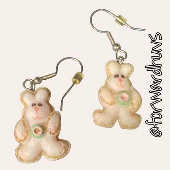 Whimsical Easter Bunny Vintage Dangle Earrings - Picture 3 of 8